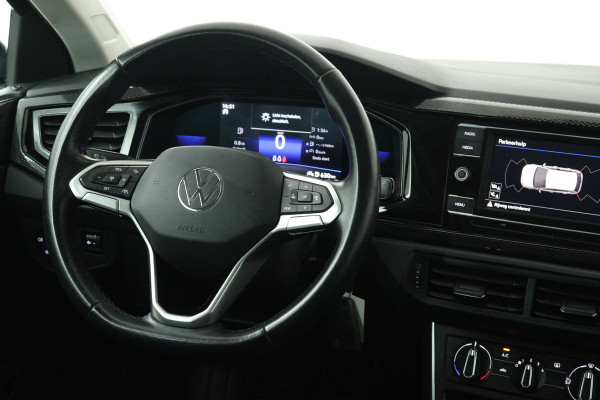 Volkswagen Polo 1.0 TSI Life (PARKEERSENSOREN, DIGITALE COCKPIT, CRUISE ADAPTIEF, CARPLAY)
