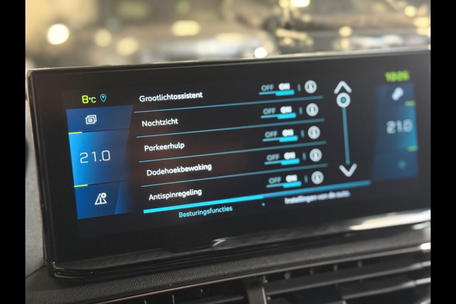Peugeot 3008 1.6 HYbrid4 300 GT | Pano | Focal | Nachtzicht | Trekhaak | Keyless | CarPlay