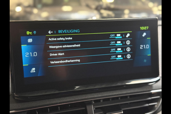 Peugeot 3008 1.6 HYbrid4 300 GT | Pano | Focal | Nachtzicht | Trekhaak | Keyless | CarPlay