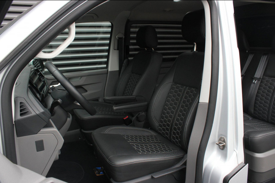 Volkswagen Transporter 2.0 TDI L2H1 150PK NEW LAGE BIJTELLING BULLI / LEDEREN BEKLEDING / DUBBEL CABINE / NAVIGATIE / ACTIVE