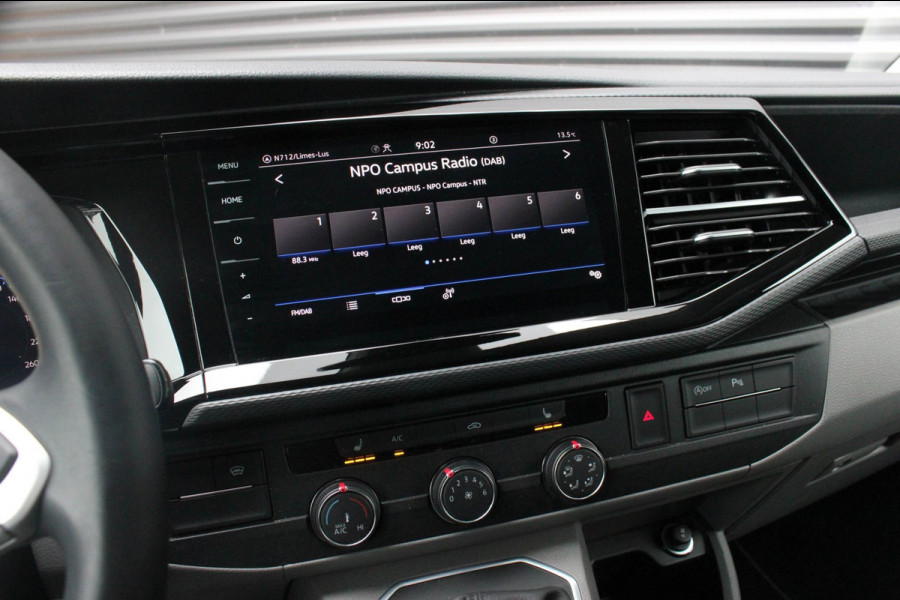 Volkswagen Transporter 2.0 TDI L2H1 150PK NEW LAGE BIJTELLING BULLI / LEDEREN BEKLEDING / DUBBEL CABINE / NAVIGATIE / ACTIVE