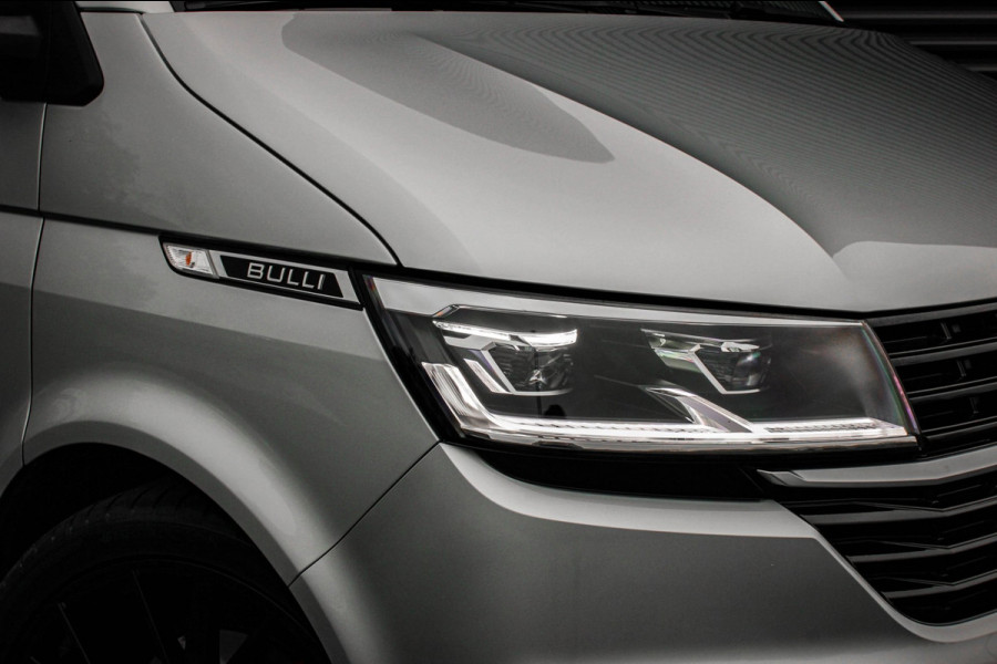 Volkswagen Transporter 2.0 TDI L2H1 150PK NEW LAGE BIJTELLING BULLI / LEDEREN BEKLEDING / DUBBEL CABINE / NAVIGATIE / ACTIVE