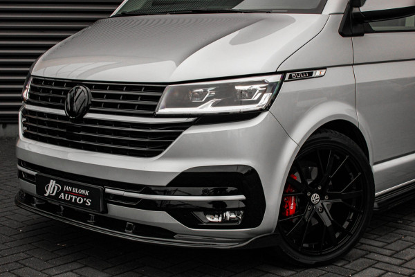 Volkswagen Transporter 2.0 TDI L2H1 150PK NEW LAGE BIJTELLING BULLI / LEDEREN BEKLEDING / DUBBEL CABINE / NAVIGATIE / ACTIVE