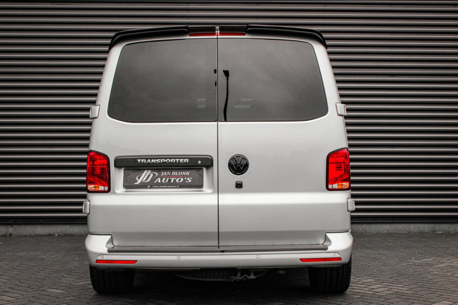 Volkswagen Transporter 2.0 TDI L2H1 150PK NEW LAGE BIJTELLING BULLI / LEDEREN BEKLEDING / DUBBEL CABINE / NAVIGATIE / ACTIVE