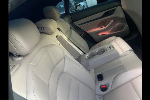 Porsche Taycan Sport Turismo PERFORMANCE 380PK! KRIJT/PANO/PPF/BOSE/LUCHTVERING