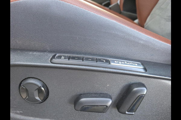 Volkswagen ID.4 Max 77 kWh | SOH: nnb | Panorama | 21"LM | 360Cam | Trekhaak Elektr |