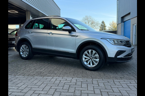 Volkswagen Tiguan 1.4 TSI eHybrid PHEV Life Plus | Navigatie | Cruise control | Camera | Led | Virtual.