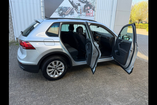 Volkswagen Tiguan 1.4 TSI eHybrid PHEV Life Plus | Navigatie | Cruise control | Camera | Led | Virtual.