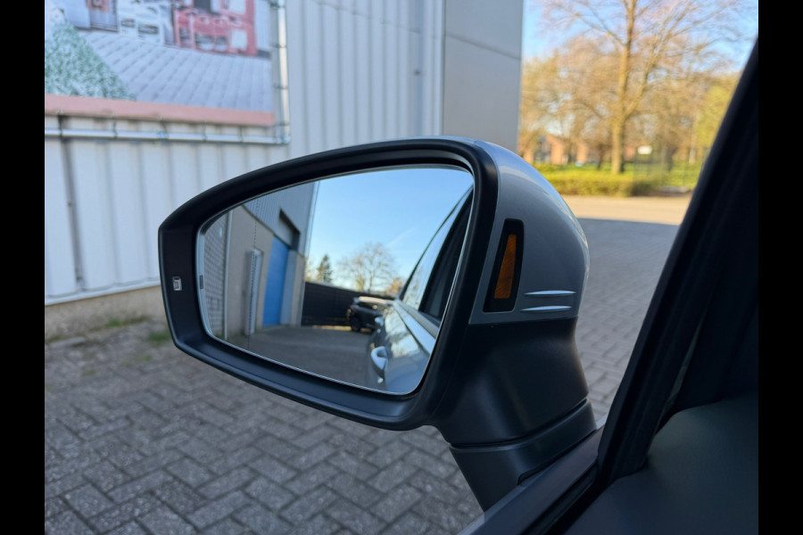 Volkswagen Tiguan 1.4 TSI eHybrid PHEV Life Plus | Navigatie | Cruise control | Camera | Led | Virtual.