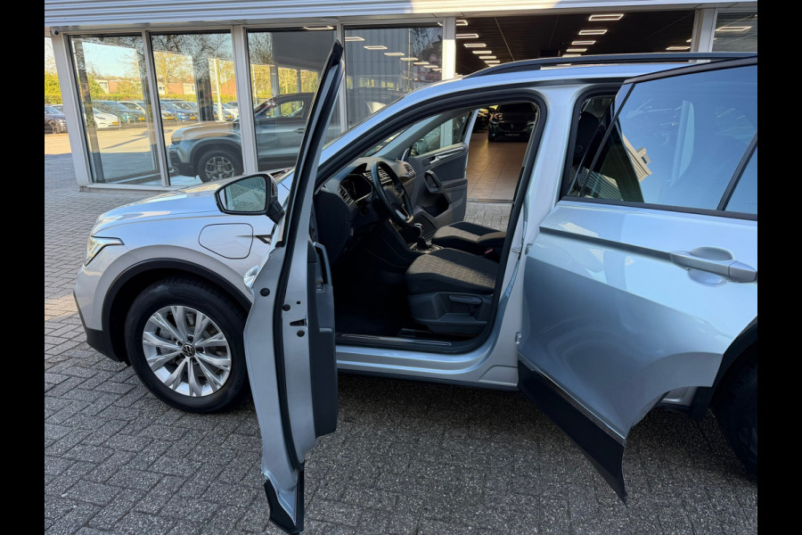 Volkswagen Tiguan 1.4 TSI eHybrid PHEV Life Plus | Navigatie | Cruise control | Camera | Led | Virtual.
