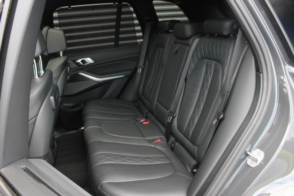 BMW X5 XDrive45e High Executive / HEAD- UP / 4WIELBESTURING / LUCHTVERING / DRIVING ASSISANT / MENORY COMFORT- SEATS / PANO- DAK