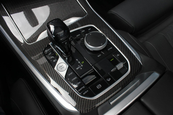 BMW X5 XDrive45e High Executive / HEAD- UP / 4WIELBESTURING / LUCHTVERING / DRIVING ASSISANT / MENORY COMFORT- SEATS / PANO- DAK