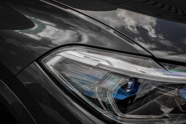 BMW X5 XDrive45e High Executive / HEAD- UP / 4WIELBESTURING / LUCHTVERING / DRIVING ASSISANT / MENORY COMFORT- SEATS / PANO- DAK