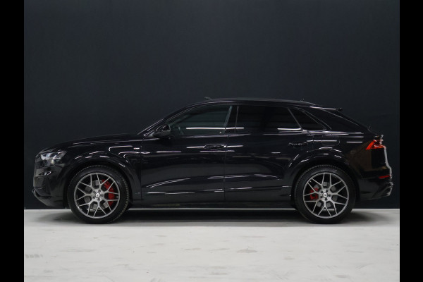 Audi Q8 60 TFSI e quattro Competition [SCHUIFDAK, RS STOELEN, B&O, TREKHAAK, APPLE CARPLAY, MEMORY SEATS, HEAD-UP, LEDEREN SPORTSTOELEN, STOELVERKOELING, STUURVERWARMING, 360 CAMERA, ADAPTIVE CRUISE, NIEUWSTAAT]