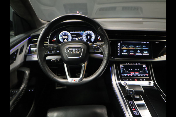 Audi Q8 60 TFSI e quattro Competition [SCHUIFDAK, RS STOELEN, B&O, TREKHAAK, APPLE CARPLAY, MEMORY SEATS, HEAD-UP, LEDEREN SPORTSTOELEN, STOELVERKOELING, STUURVERWARMING, 360 CAMERA, ADAPTIVE CRUISE, NIEUWSTAAT]