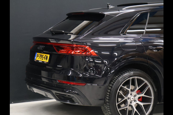 Audi Q8 60 TFSI e quattro Competition [SCHUIFDAK, RS STOELEN, B&O, TREKHAAK, APPLE CARPLAY, MEMORY SEATS, HEAD-UP, LEDEREN SPORTSTOELEN, STOELVERKOELING, STUURVERWARMING, 360 CAMERA, ADAPTIVE CRUISE, NIEUWSTAAT]