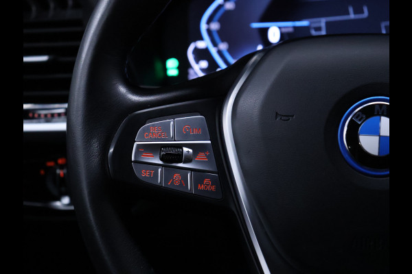 BMW iX3 High Executive 80 kWh [SCHUIFDAK, 360° CAMERA, APPLE CARPLAY, ANDROID AUTO, HARMAN KARDON, STOELVERWARMING, MEMORY SEATS, NIEUWSTAAT]