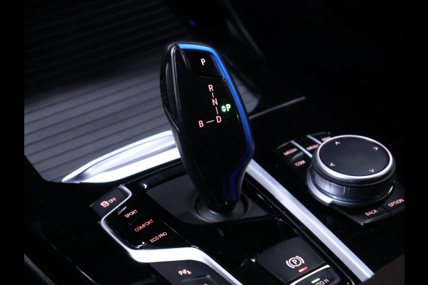 BMW iX3 High Executive 80 kWh [SCHUIFDAK, 360° CAMERA, APPLE CARPLAY, ANDROID AUTO, HARMAN KARDON, STOELVERWARMING, MEMORY SEATS, NIEUWSTAAT]