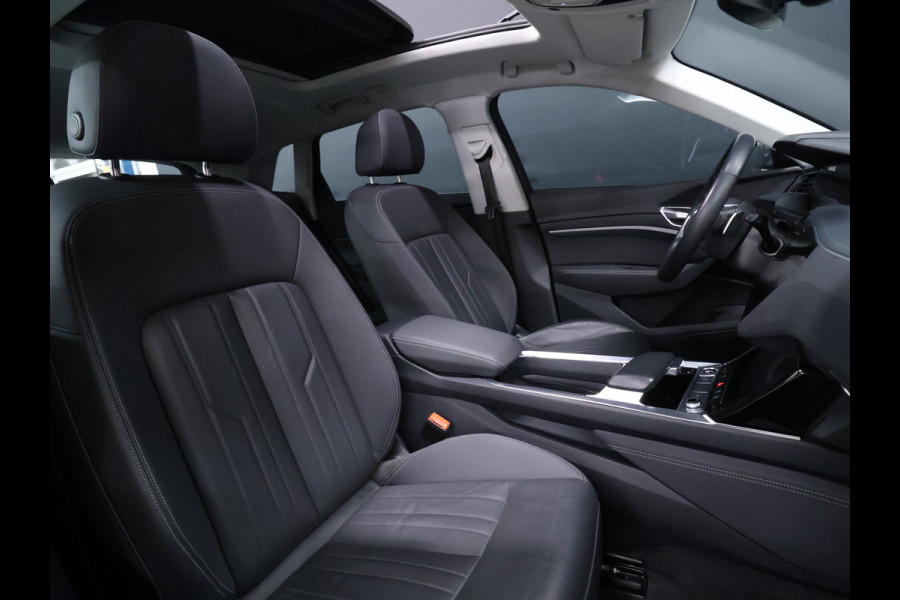 Audi e-tron 55 quattro Business edition Plus 95 kWh [SCHUIFDAK, MEMORY SEATS, CAMERA, APPLE CARPLAY, ANDROID AUTO, NIEUWSTAAT]
