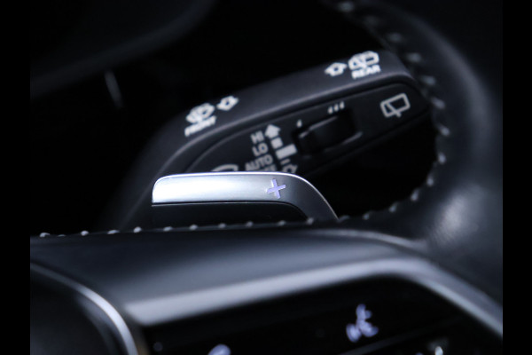 Audi e-tron 55 quattro Business edition Plus 95 kWh [SCHUIFDAK, MEMORY SEATS, CAMERA, APPLE CARPLAY, ANDROID AUTO, NIEUWSTAAT]