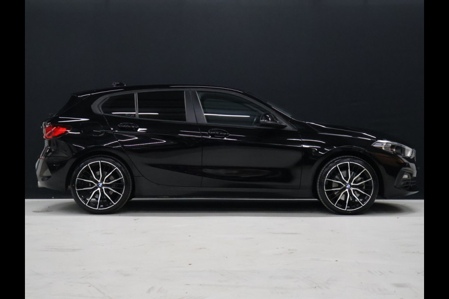 BMW 1-serie 120i Executive Edition [HARMAN/KARDON, APPLE CARPLAY, ANDROID, ADAPTIVE CRUISE CONTROL, CAMERA, CLIMATE CONTROL, NIEUWSTAAT]