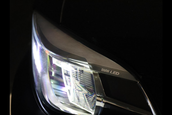 BMW 1-serie 120i Executive Edition [HARMAN/KARDON, APPLE CARPLAY, ANDROID, ADAPTIVE CRUISE CONTROL, CAMERA, CLIMATE CONTROL, NIEUWSTAAT]