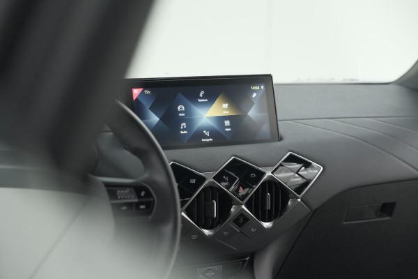 DS DS 3 Crossback PureTech 100 Montmartre | Parkeersensoren | Apple Carplay | Allseason Banden | Navigatie | Climate Control