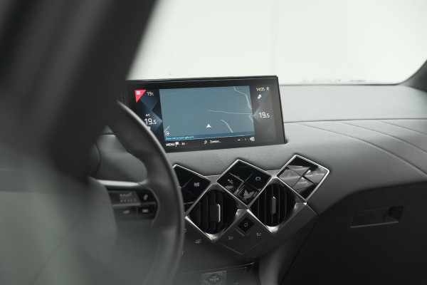 DS DS 3 Crossback PureTech 100 Montmartre | Parkeersensoren | Apple Carplay | Allseason Banden | Navigatie | Climate Control