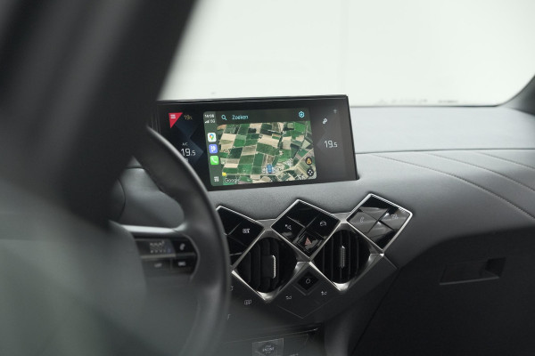 DS DS 3 Crossback PureTech 100 Montmartre | Parkeersensoren | Apple Carplay | Allseason Banden | Navigatie | Climate Control
