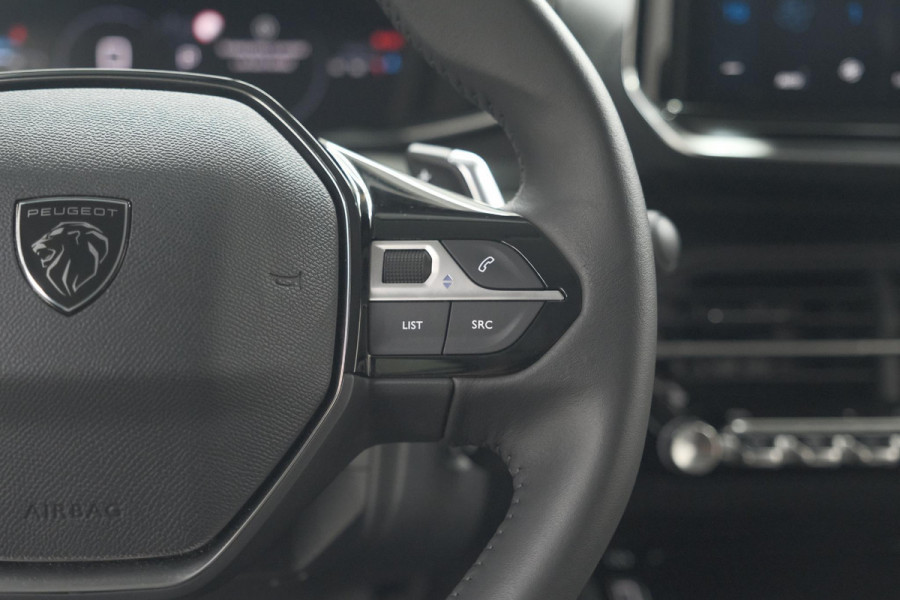 Peugeot 208 Hybrid 100 e-DCS6 Allure | Camera | Apple Carplay | Keyless Entry | Parkeersensoren