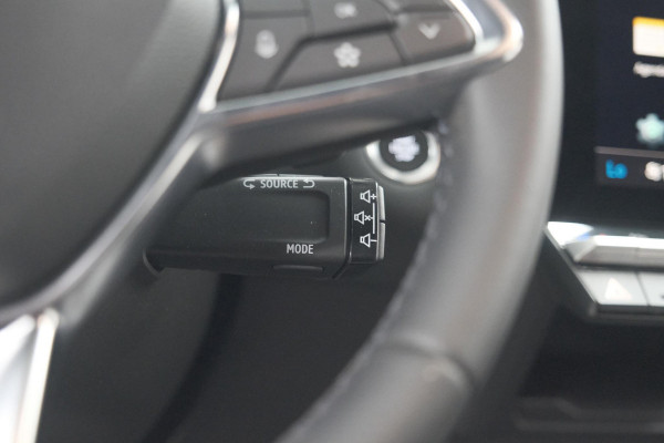 Renault Captur Mild Hybrid 160 EDC Techno | Camera | Navigatie | Apple Carplay | Pack Full Screen