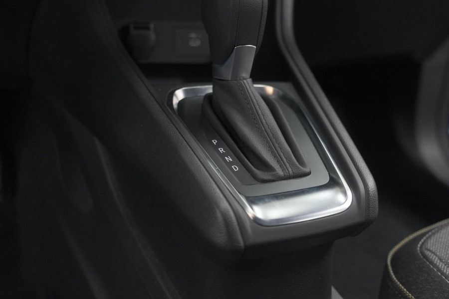 Renault Captur Mild Hybrid 160 EDC Techno | Camera | Navigatie | Apple Carplay | Pack Full Screen