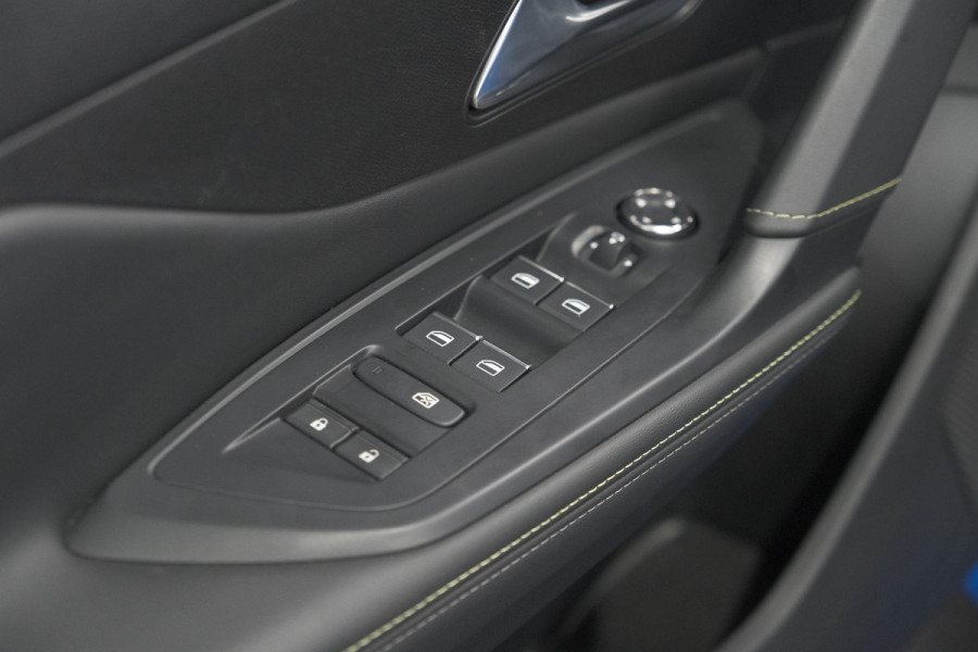 Peugeot 308 1.6 HYbrid 225 GT Pack Business | Trekhaak | 360 Camera | Adaptieve Cruise Control | Massagefunctie | Focal Audio