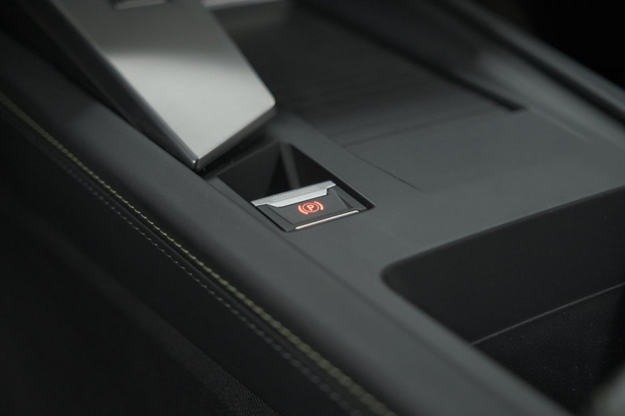 Peugeot 308 1.6 HYbrid 225 GT Pack Business | Trekhaak | 360 Camera | Adaptieve Cruise Control | Massagefunctie | Focal Audio