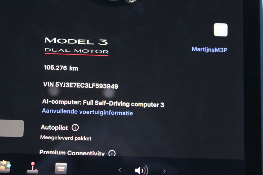 Tesla Model 3 Performance AWD 75 kWh SOh LEER NAVI PANO 105000KM!!