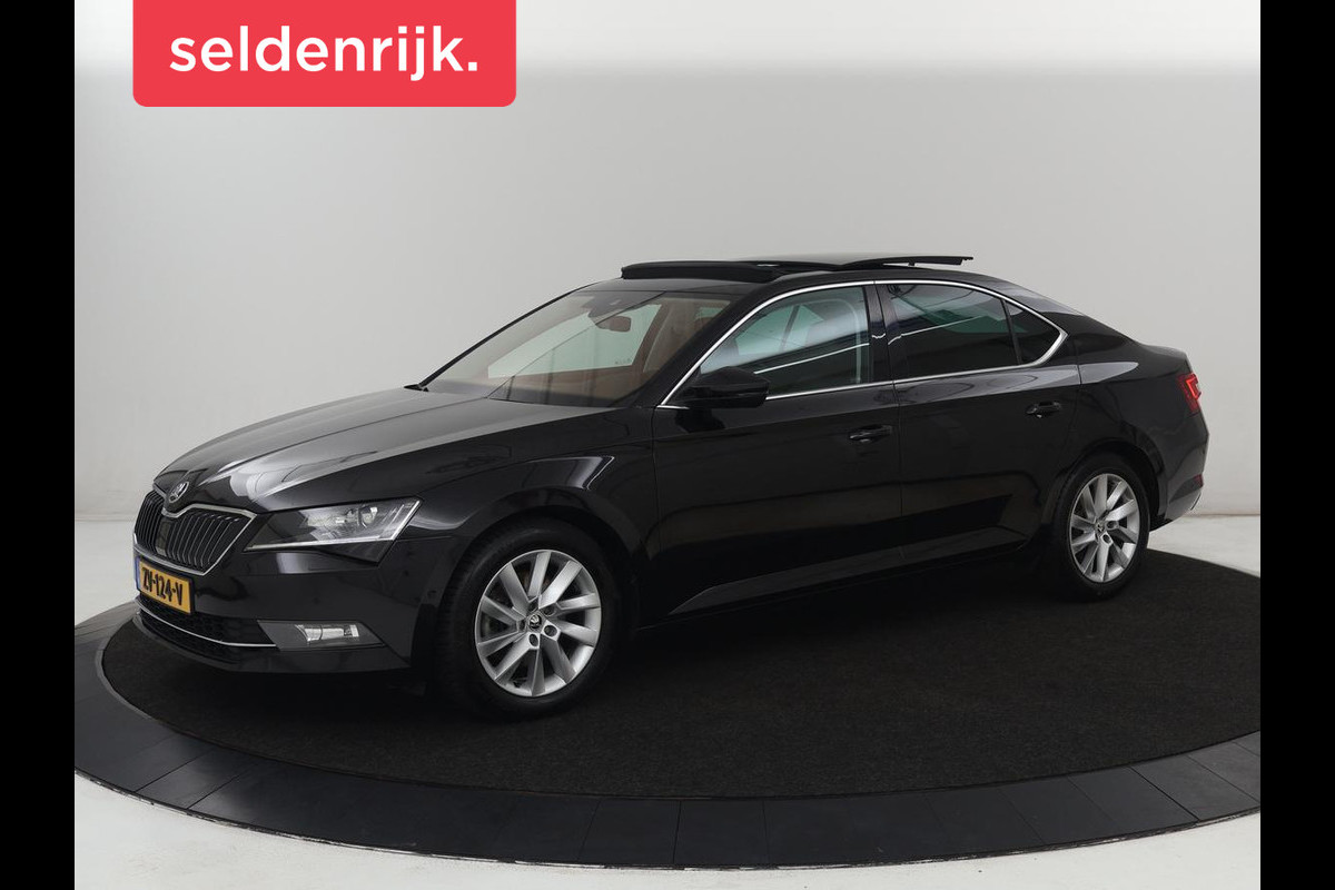 Škoda Superb 1.5 TSI Style Business | Panoramadak | Leder | Adaptive cruise | Stoelverwarming | Camera | Bi-Xenon | Navigatie | Dodehoek detectie | Getint glas