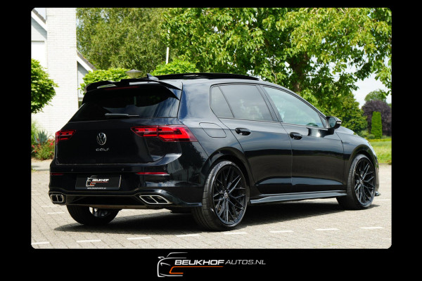 Volkswagen Golf 1.5 eTSI R-Line Pano H&K Audio Cruise Camera