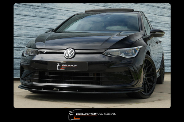 Volkswagen Golf 1.5 eTSI R-Line Pano H&K Audio Cruise Camera