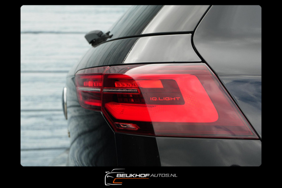 Volkswagen Golf 1.5 eTSI R-Line Pano H&K Audio Cruise Camera