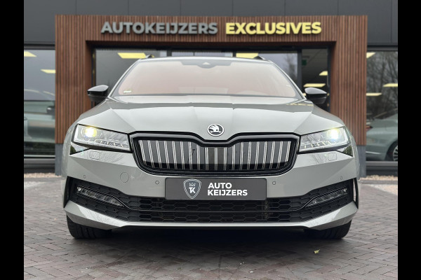 Škoda Superb Combi 1.4 TSI iV Sportline Business Panoramadak Adapt. Cruise LED Standkachel Trekhaak 19''LM