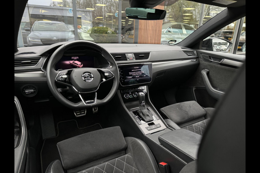 Škoda Superb Combi 1.4 TSI iV Sportline Business Panoramadak Adapt. Cruise LED Standkachel Trekhaak 19''LM