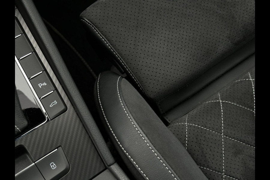 Škoda Superb Combi 1.4 TSI iV Sportline Business Panoramadak Adapt. Cruise LED Standkachel Trekhaak 19''LM