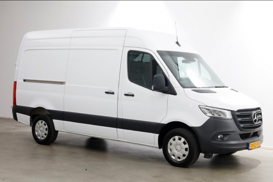 Mercedes-Benz Sprinter 319 CDI 3.0 V6 190pk L2H2 7G Automaat LED/Airco/Trekhaak 3500kg 10-2021