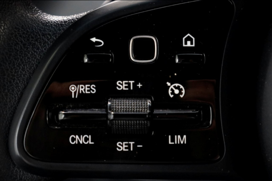 Mercedes-Benz Sprinter 319 CDI 3.0 V6 190pk L2H2 7G Automaat LED/Airco/Trekhaak 3500kg 10-2021