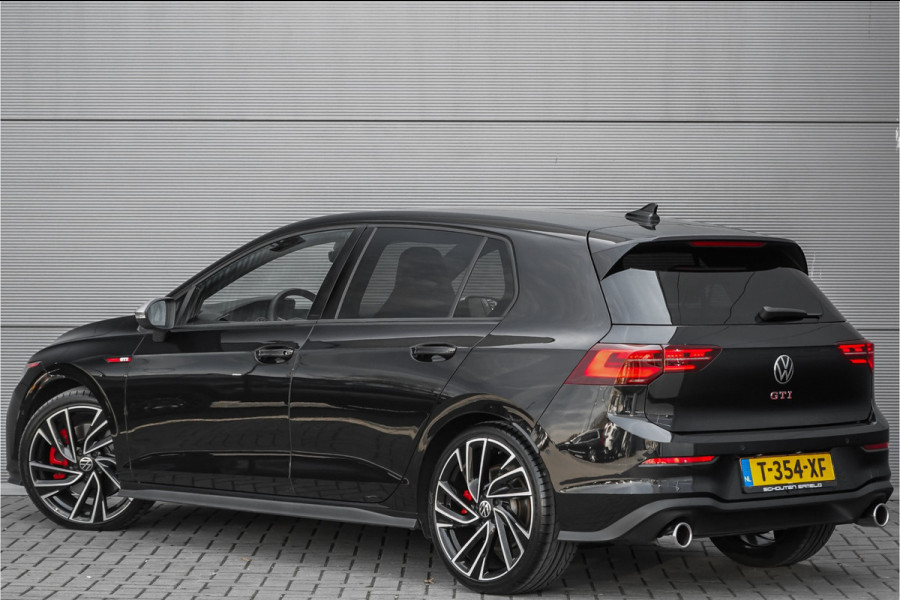 Volkswagen Golf 2.0 TSI GTI IQ Light ACC Stoelverw Camera 19"