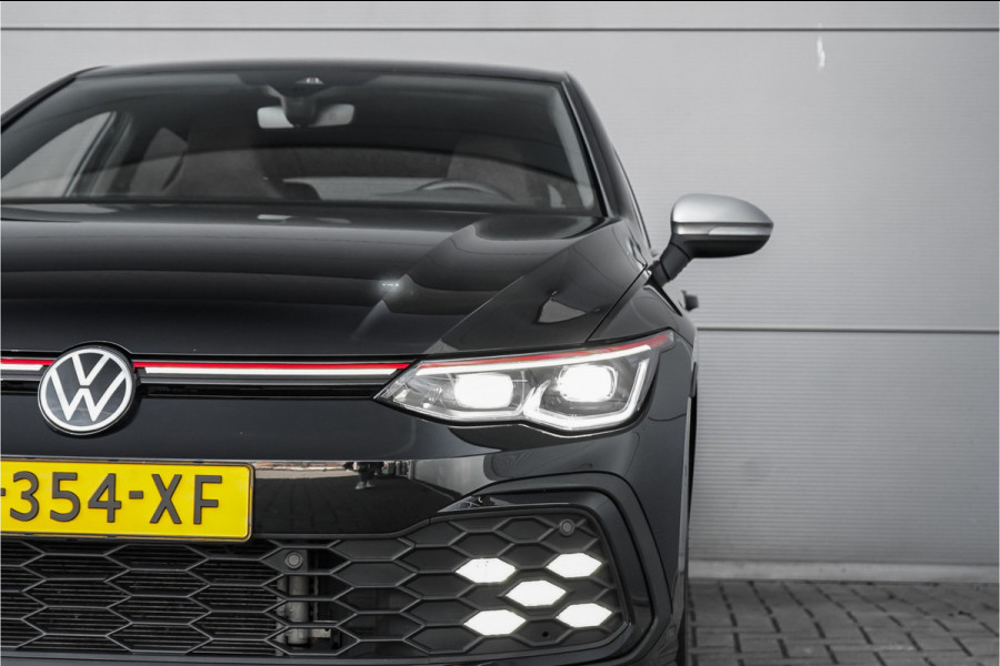 Volkswagen Golf 2.0 TSI GTI IQ Light ACC Stoelverw Camera 19"