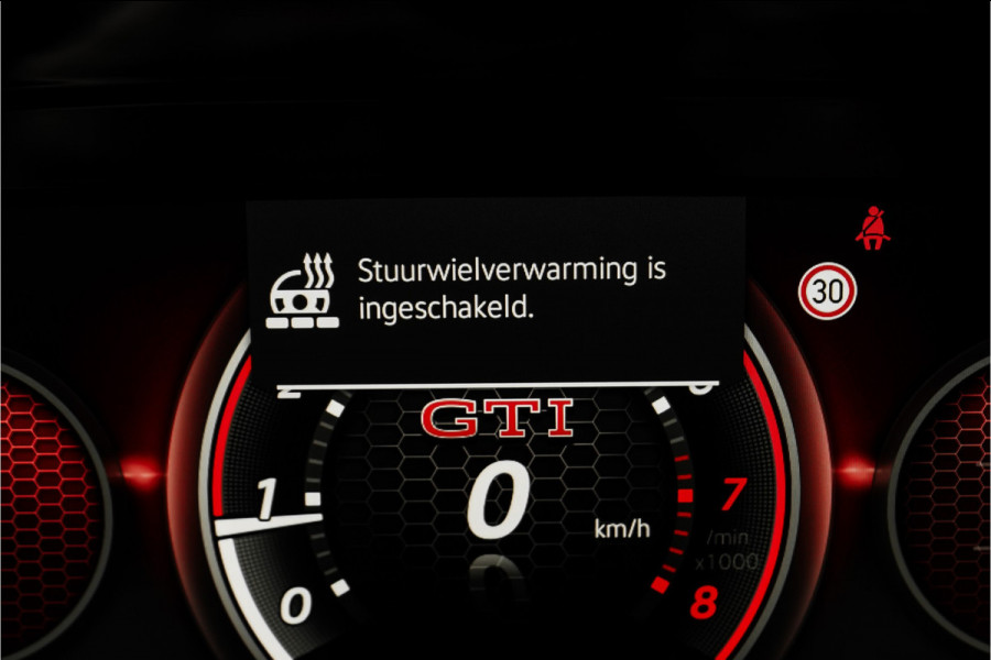 Volkswagen Golf 2.0 TSI GTI IQ Light ACC Stoelverw Camera 19"