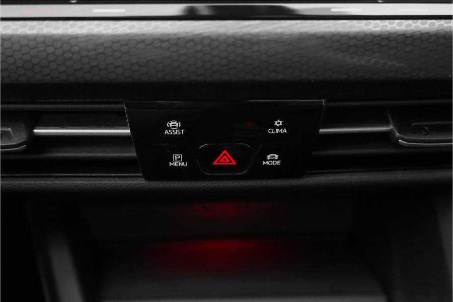 Volkswagen Golf 2.0 TSI GTI IQ Light ACC Stoelverw Camera 19"