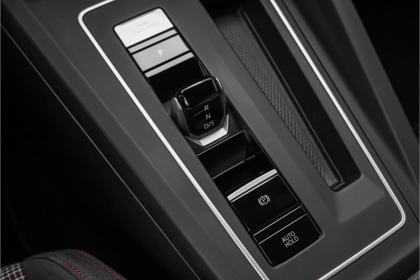 Volkswagen Golf 2.0 TSI GTI IQ Light ACC Stoelverw Camera 19"