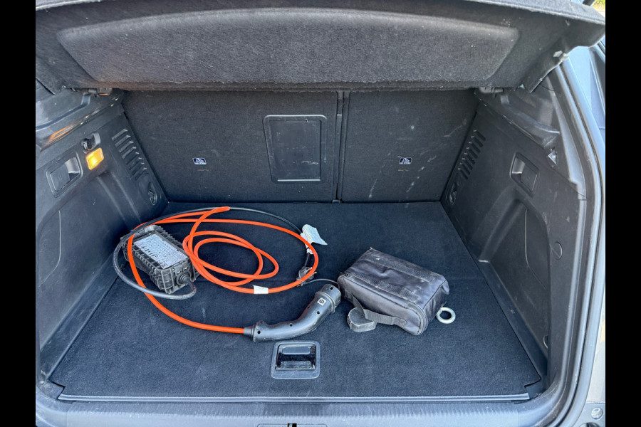 Peugeot 3008 1.6 HYbrid 225 Allure PHEV (BOVAG/RIJKLAARPRIJS)
